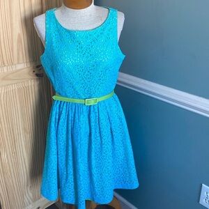 Eliza J. Turquoise & neon green belted lace overlay fit & flare dress. Size 8